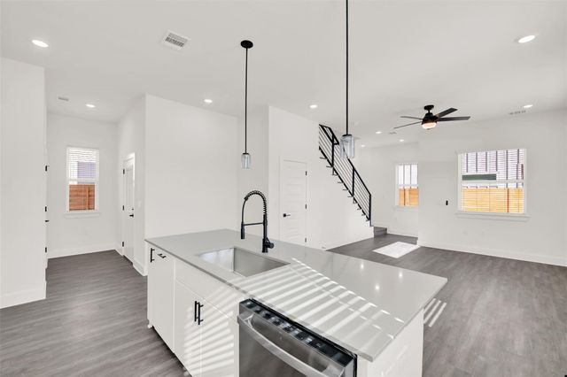 1106 Begonia TER 1, Austin, TX 78741