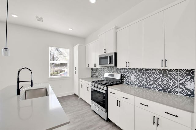 1106 Begonia TER 1, Austin, TX 78741