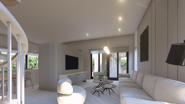 402 SE 3rd St, Dania Beach, FL 33004