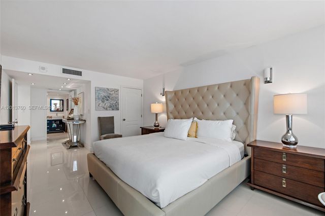 6039 Collins Ave PH7, Miami Beach, FL 33140
