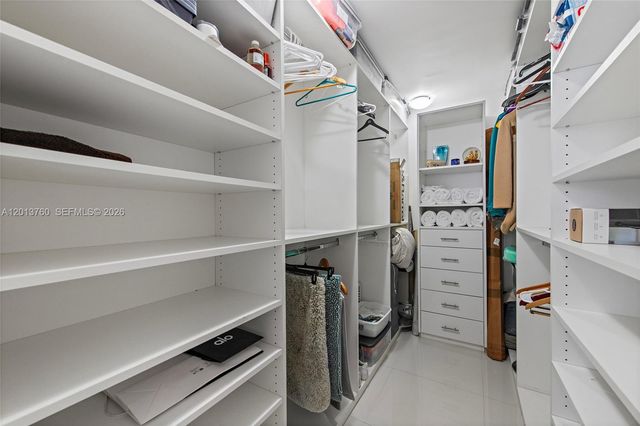 6039 Collins Ave PH7, Miami Beach, FL 33140