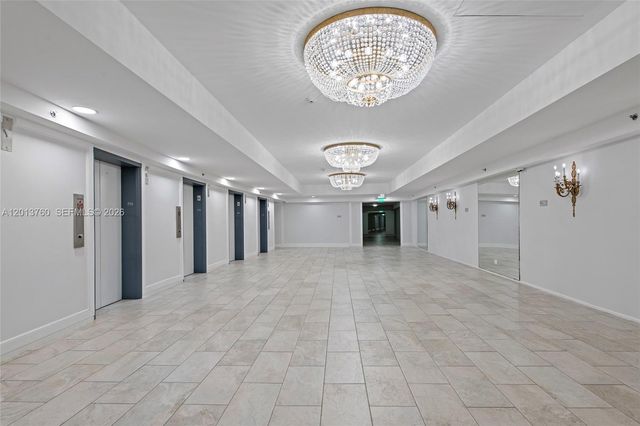 6039 Collins Ave PH7, Miami Beach, FL 33140