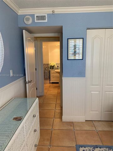 2555 Collins Ave 711, Miami Beach, FL 33140