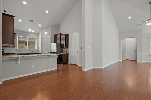 1217 Clearwing CIR, Georgetown, TX 78626