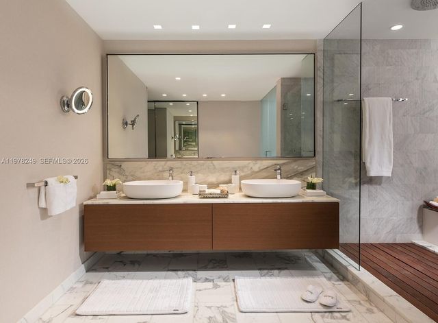 10201 Collins Ave 707, Bal Harbour, FL 33154