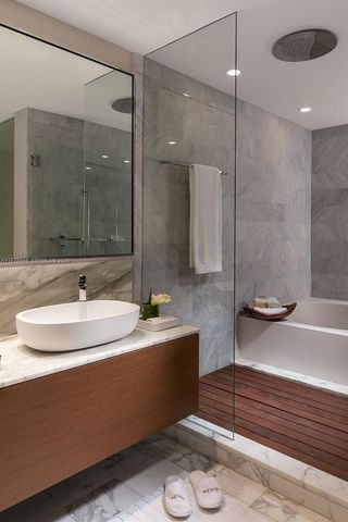 10201 Collins Ave 707, Bal Harbour, FL 33154