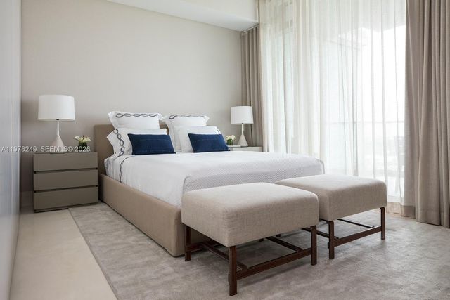 10201 Collins Ave 707, Bal Harbour, FL 33154