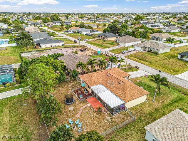 205 NW 14th ST, Cape Coral, FL 33993