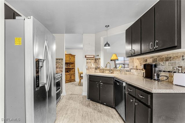 205 NW 14th ST, Cape Coral, FL 33993