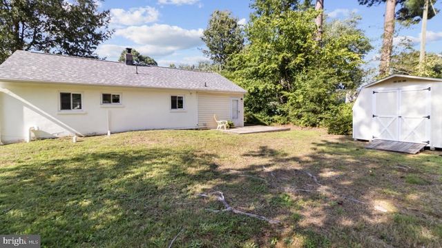 63 N CEDAR LN, Colonial Beach, VA 22443