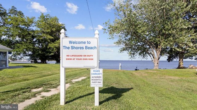 63 N CEDAR LN, Colonial Beach, VA 22443