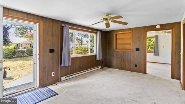 63 N CEDAR LN, Colonial Beach, VA 22443