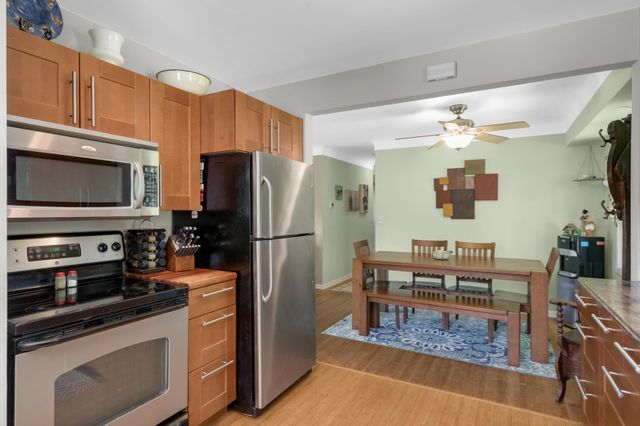 3407 Payne Avenue, Vadnais Heights, MN 55127