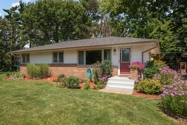 3407 Payne Avenue, Vadnais Heights, MN 55127