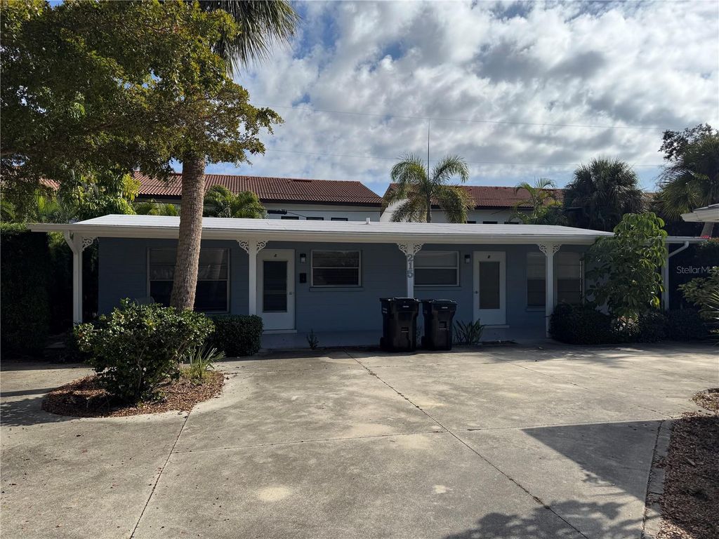 215 PARK BOULEVARD S A, Venice, FL 34285