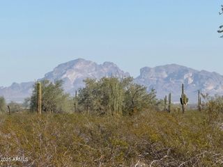 1180 N 557th Avenue -, Tonopah, AZ 85354