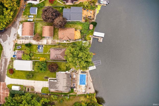 11571 Riverview Boulevard, Osceola, IN 46561