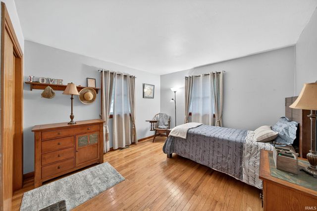 11571 Riverview Boulevard, Osceola, IN 46561