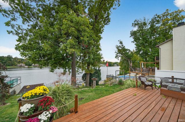 11571 Riverview Boulevard, Osceola, IN 46561