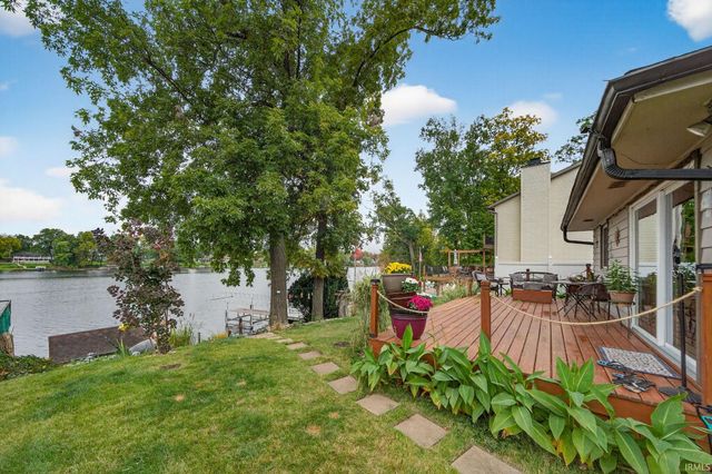 11571 Riverview Boulevard, Osceola, IN 46561