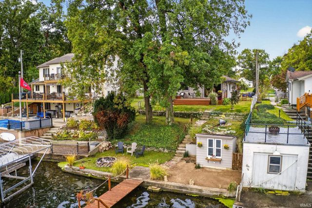 11571 Riverview Boulevard, Osceola, IN 46561