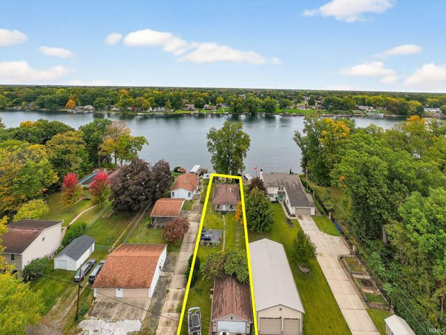 11571 Riverview Boulevard, Osceola, IN 46561