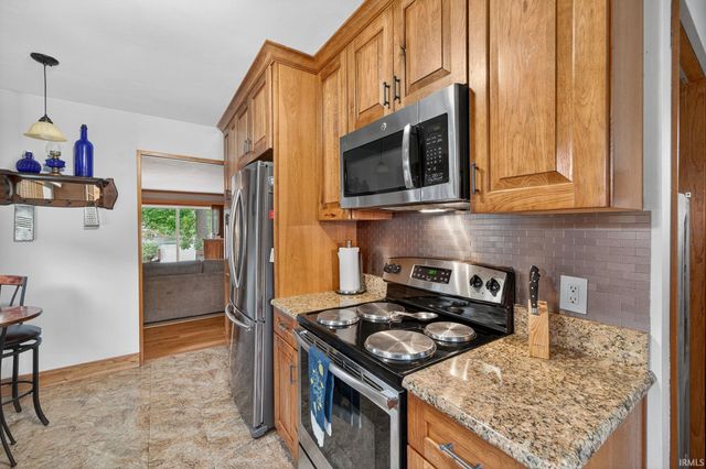 11571 Riverview Boulevard, Osceola, IN 46561