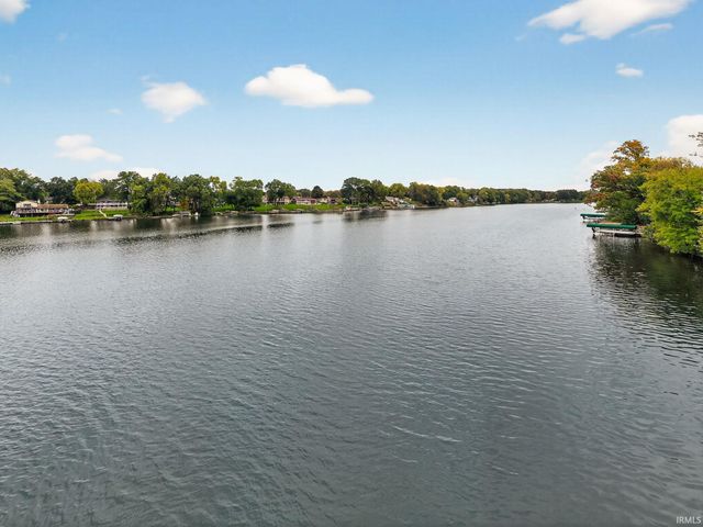 11571 Riverview Boulevard, Osceola, IN 46561