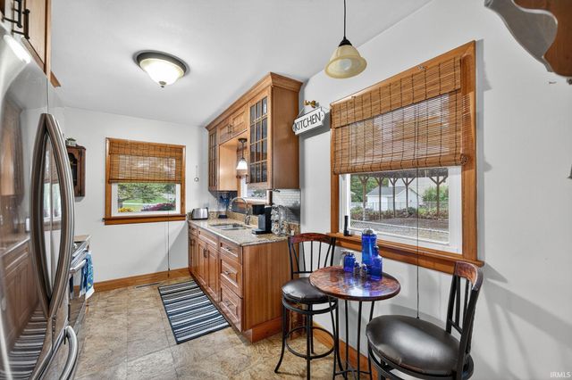 11571 Riverview Boulevard, Osceola, IN 46561