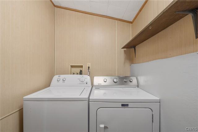 5975 East Pine Grove Road, Cicero, NY 13039