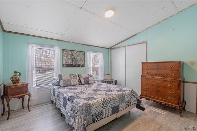 5975 East Pine Grove Road, Cicero, NY 13039