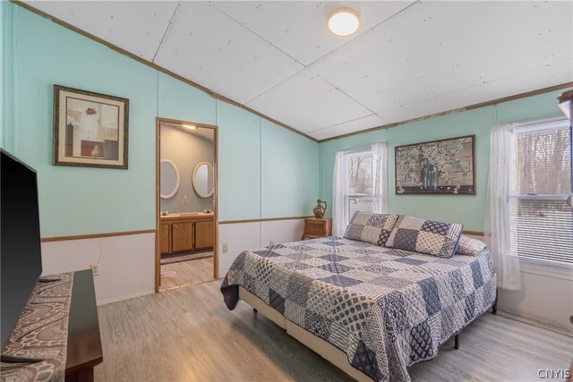 5975 East Pine Grove Road, Cicero, NY 13039