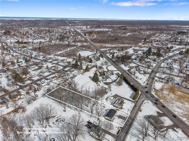 5975 East Pine Grove Road, Cicero, NY 13039