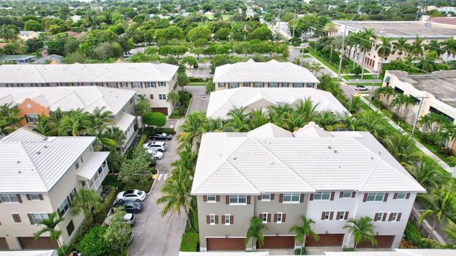 105 E Coda Circle, Delray Beach, FL 33444