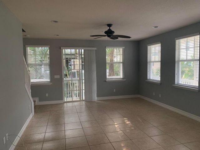 105 E Coda Circle, Delray Beach, FL 33444