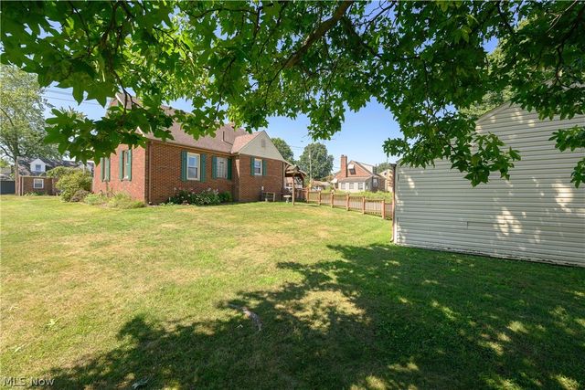 4457 Emma Place NW, Canton, OH 44708