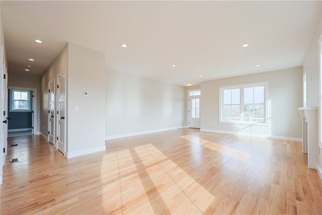 278 Freedom Trail Drive, Portsmouth, RI 02871