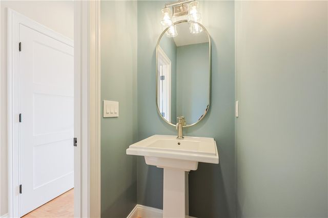 278 Freedom Trail Drive, Portsmouth, RI 02871