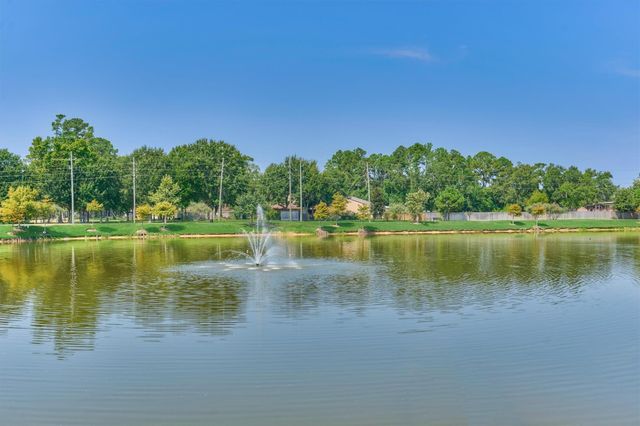 10022 Elkwood Glen Lane, Tomball, TX 77375