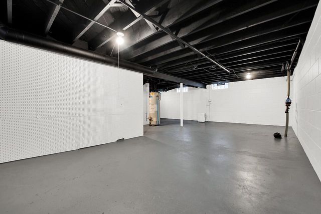 8441 W Lisbon AVENUE, Milwaukee, WI 53222