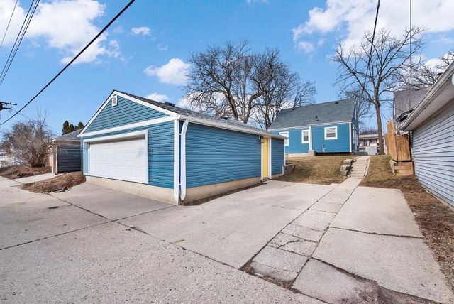 8441 W Lisbon AVENUE, Milwaukee, WI 53222
