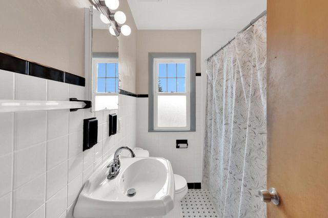 8441 W Lisbon AVENUE, Milwaukee, WI 53222