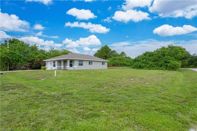 546 Sherwood AVE S, Lehigh Acres, FL 33974