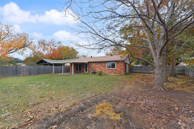 5104 Aztec Drive, The Colony, TX 75056