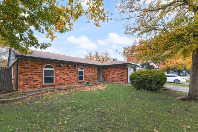 5104 Aztec Drive, The Colony, TX 75056