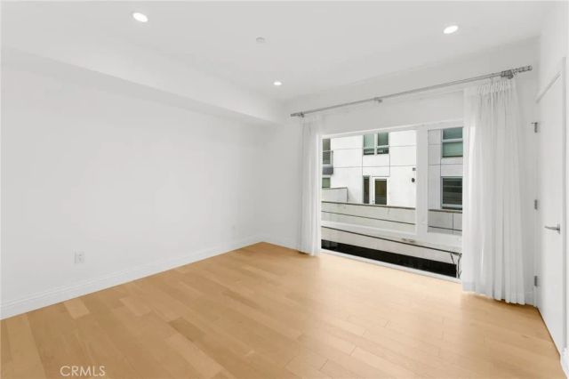 2939 Leeward Avenue 509, Los Angeles, CA 90005