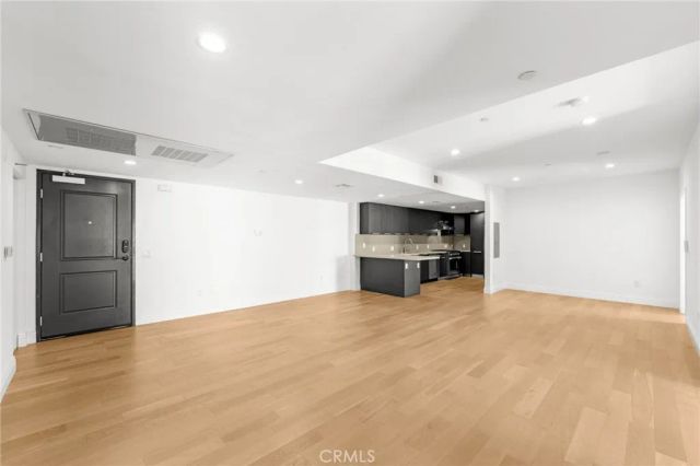 2939 Leeward Avenue 509, Los Angeles, CA 90005