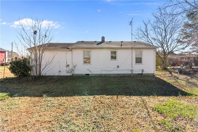 2008 Holland RD, Suffolk, VA 23434