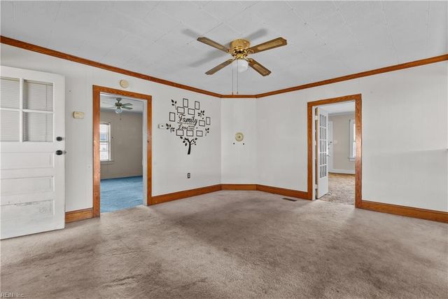 2008 Holland RD, Suffolk, VA 23434