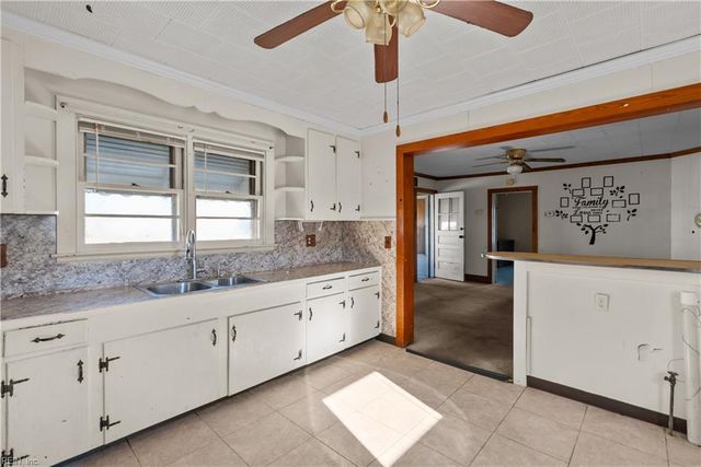 2008 Holland RD, Suffolk, VA 23434